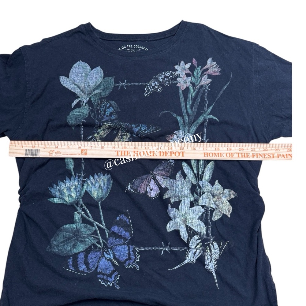 Aeropostale The OG Tee Collection Botanical Flowers and Butterflies Tee Small - Picture 9 of 10